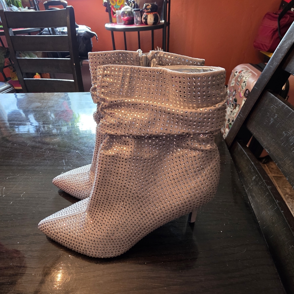 Nine West Crystal-Studded Pointed-Toe Ankle Boots 8.5 M